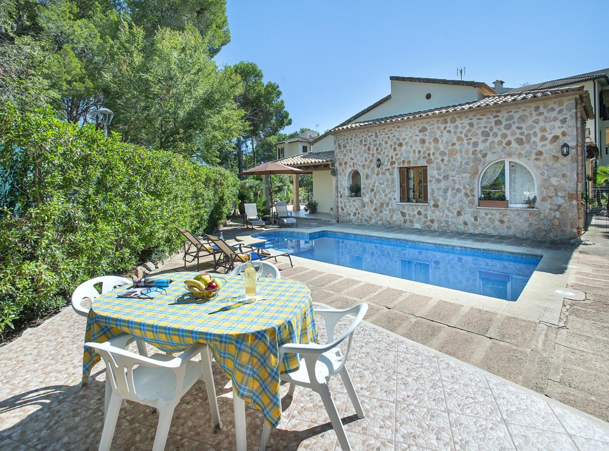 Owl Booking Villa Laura - 8 Min Walk To The Beach Port de Pollença Eksteriør bilde