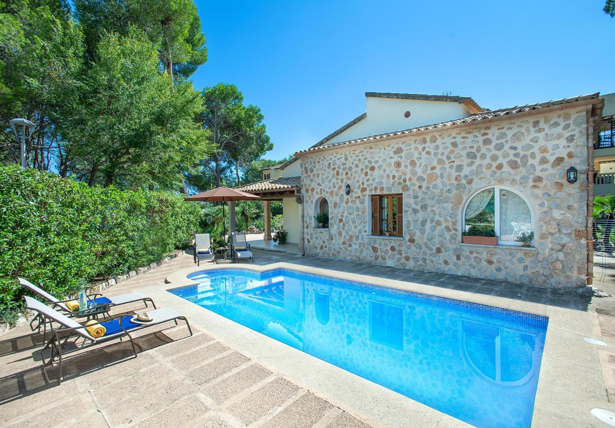 Owl Booking Villa Laura - 8 Min Walk To The Beach Port de Pollença Eksteriør bilde